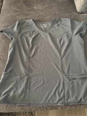 Scrubstar Gray V-Neck Scrub Top NWOt